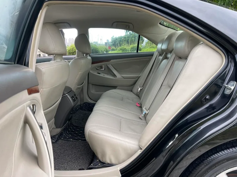 Toyota Camry 2013 200E Classic Elite Edition interior photo 6 Toyota Camry 2013 200E Classic Elite Edition interior photo 6