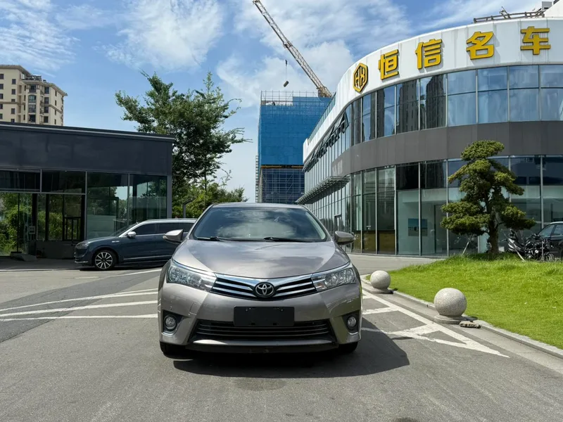 Toyota Corolla 2014 1.6L CVT GL-i exterior foto 2