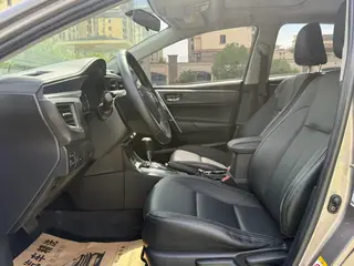Toyota Corolla 2014 1.6L CVT GL-i exterior foto 4
