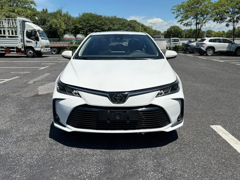 Toyota Corolla 2021 1.2T S-CVT Versión deportiva exterior foto 4 Toyota Corolla 2021 1.2T S-CVT Versión deportiva exterior foto 4