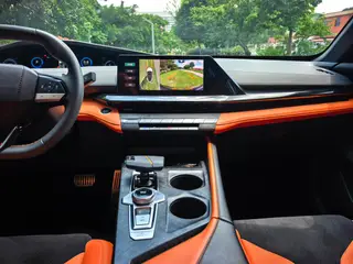 Changan UNI-V 2024 2.0T High-energy version interior photo 12