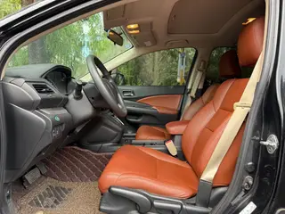 Honda CR-V 2015 2.0L Two-Drive Fashion Edition interior photo 11 Honda CR-V 2015 2.0L Two-Drive Fashion Edition interior photo 11