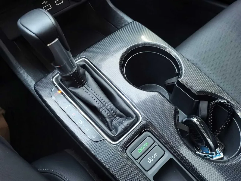 Honda Integra 2023 240TURBO CVT Edición de lujo interior foto 15 Honda Integra 2023 240TURBO CVT Edición de lujo interior foto 15