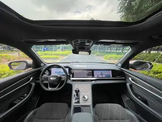 Geely Monjaro 2025 2.0TD Gaogong automatique à deux roues motrices Dongfang Yao remporte la version étoile extérieur photo 5