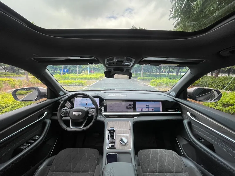 Geely Monjaro 2025 2.0TD Gaogong automatique à deux roues motrices Dongfang Yao remporte la version étoile extérieur photo 5