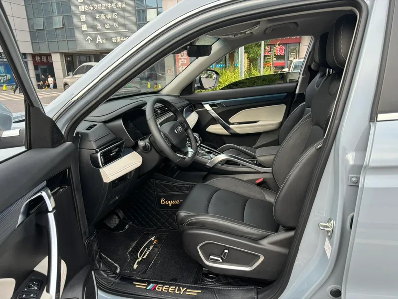 Geely Boyue 2022 Boyue X 1.8TD DCT Intelligent extérieur photo 5 Geely Boyue 2022 Boyue X 1.8TD DCT Intelligent extérieur photo 5
