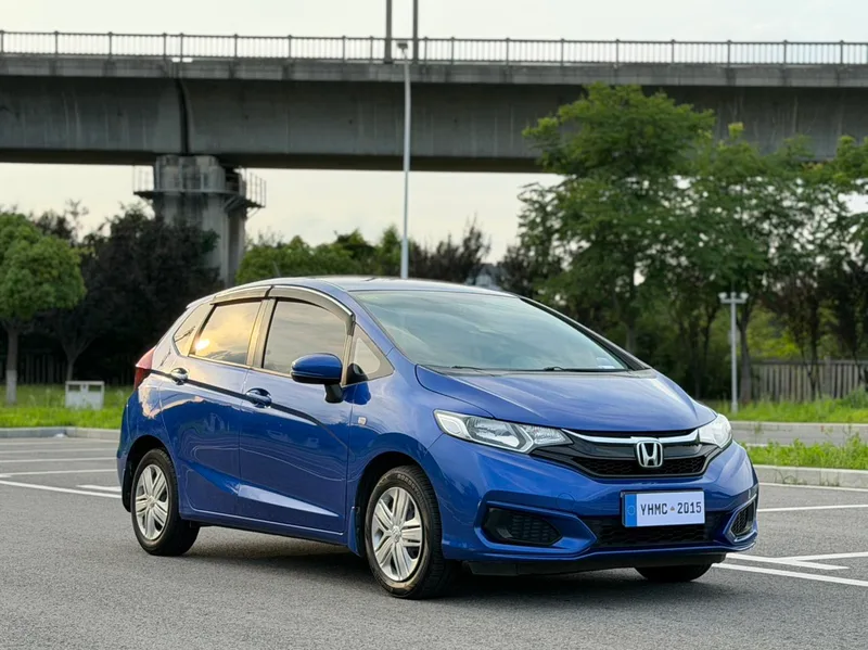 Honda Fit 2018 1.5L CVT Versión cómoda exterior foto 3