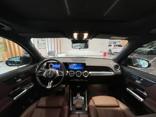 Mercedes-Benz GLB 2024 Модификация GLB 220 Модный тип интерьер фото 13 Mercedes-Benz GLB 2024 Модификация GLB 220 Модный тип интерьер фото 13