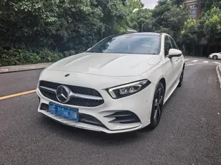 Mercedes-Benz A-Class 2022 Модификация A 200 L Спортивный седан Динамическая версия