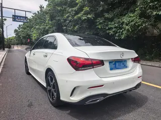 Mercedes-Benz A-Class 2022 Restyling A 200 L Sports Sedan Dynamic Edition interior photo 6 Mercedes-Benz A-Class 2022 Restyling A 200 L Sports Sedan Dynamic Edition interior photo 6