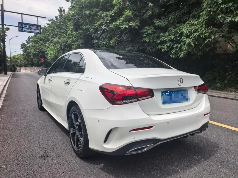 Mercedes-Benz A-Class 2022 Restyling A 200 L Sports Sedan Dynamic Edition interior photo 6 Mercedes-Benz A-Class 2022 Restyling A 200 L Sports Sedan Dynamic Edition interior photo 6