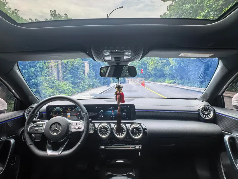 Mercedes-Benz A-Class 2022 Restyling A 200 L Sports Sedan Dynamic Edition interior photo 7 Mercedes-Benz A-Class 2022 Restyling A 200 L Sports Sedan Dynamic Edition interior photo 7