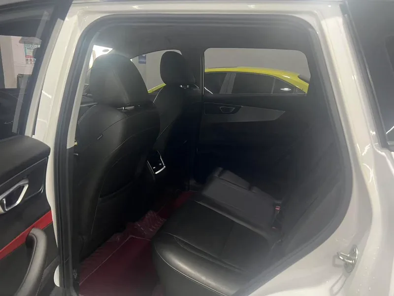 Chery Tiggo 7 2022 Super Edition 1.5T CVT Super Warrior interior photo 6 Chery Tiggo 7 2022 Super Edition 1.5T CVT Super Warrior interior photo 6