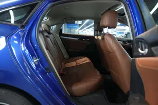 Honda Civic 2016 220TURBO CVT Luxury Edition interior photo 19 Honda Civic 2016 220TURBO CVT Luxury Edition interior photo 19