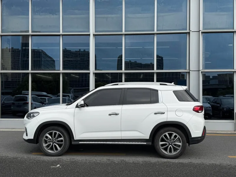 Hyundai ix35 2019 2.0L Automatique à deux roues motrices Version de plaisir Pays V extérieur photo 3