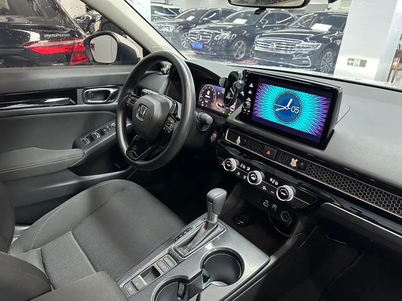 Honda Civic 2023 240TURBO CVT strength version interior photo 15 Honda Civic 2023 240TURBO CVT strength version interior photo 15