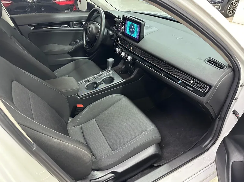 Honda Civic 2023 240TURBO CVT strength version interior photo 17 Honda Civic 2023 240TURBO CVT strength version interior photo 17