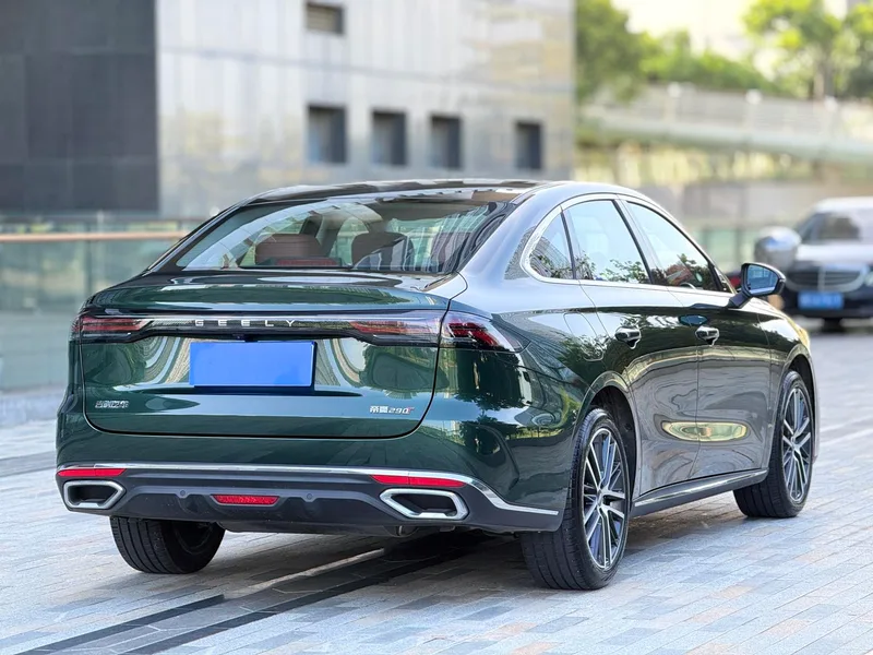 Geely Emgrand 2026 5th Gen 1.5T DCT Flagship exterior photo 2 Geely Emgrand 2026 5th Gen 1.5T DCT Flagship exterior photo 2