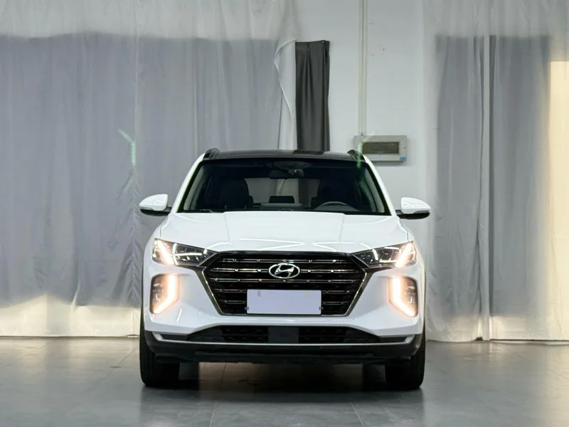 Hyundai Tucson 2020 280TGDi Dual-clutch two-drive fashion version China V exterior photo 3 Hyundai Tucson 2020 280TGDi Dual-clutch two-drive fashion version China V exterior photo 3