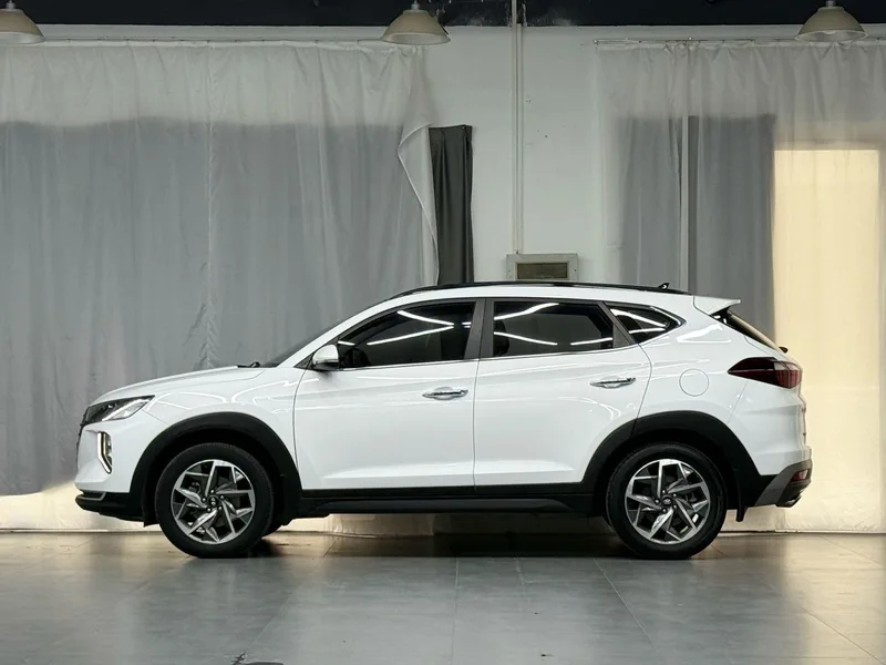 Hyundai Tucson 2020 280TGDi Dual-clutch two-drive fashion version China V exterior photo 4 Hyundai Tucson 2020 280TGDi Dual-clutch two-drive fashion version China V exterior photo 4