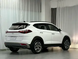 Hyundai Tucson 2020 280TGDi Dual-clutch two-drive fashion version China V exterior photo 5 Hyundai Tucson 2020 280TGDi Dual-clutch two-drive fashion version China V exterior photo 5