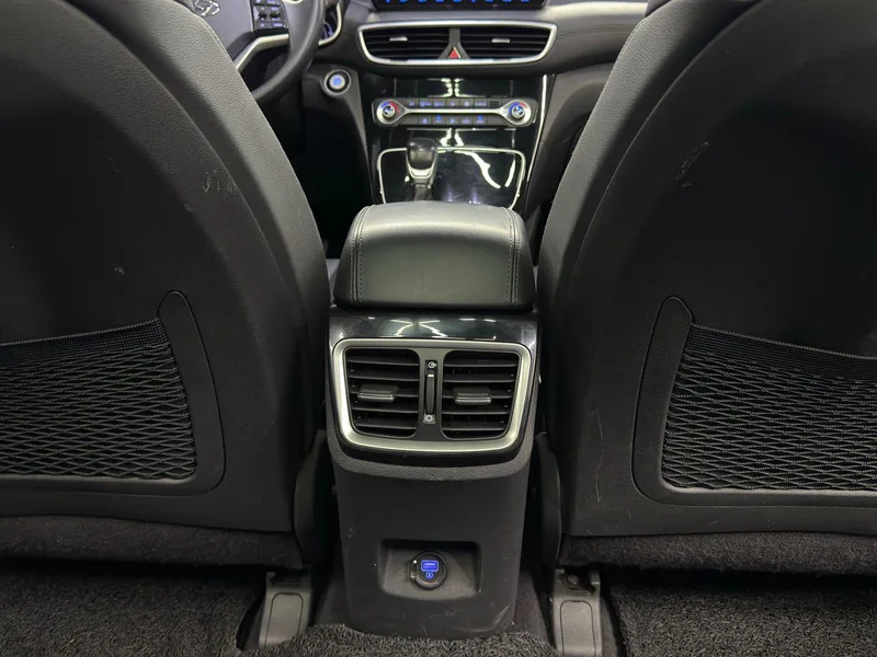 Hyundai Tucson 2020 280TGDi Dual-clutch two-drive fashion version China V interior photo 11 Hyundai Tucson 2020 280TGDi Dual-clutch two-drive fashion version China V interior photo 11