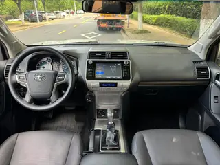 Toyota Prado 2018 3.5L Автоматический TX-L Запасное колесо интерьер фото 14