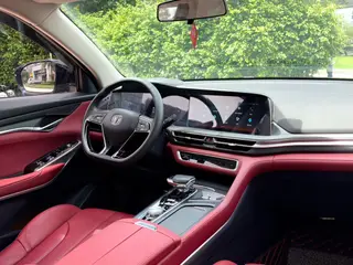 Changan CS75 PLUS 2021 1.5T Автоматический премиум-класса интерьер фото 12 Changan CS75 PLUS 2021 1.5T Автоматический премиум-класса интерьер фото 12