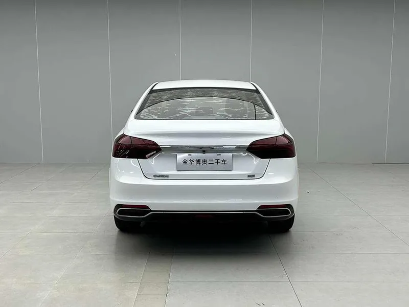 Geely Emgrand 2020 1.5L CVT Versión ascendente exterior foto 5 Geely Emgrand 2020 1.5L CVT Versión ascendente exterior foto 5