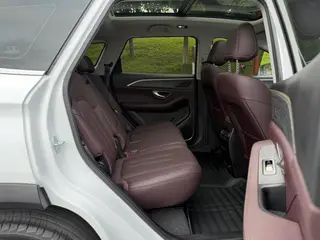 Jetour X90 PLUS 2025 Premium Edition 1.6TD DCT Villa interior photo 12 Jetour X90 PLUS 2025 Premium Edition 1.6TD DCT Villa interior photo 12