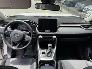 Toyota Wildlander 2021 2.0L Versión de lujo de tracción en dos ruedas interior foto 9