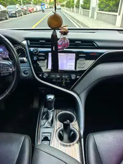 Toyota Camry 2018 2.0G Роскошная версия интерьер фото 10 Toyota Camry 2018 2.0G Роскошная версия интерьер фото 10