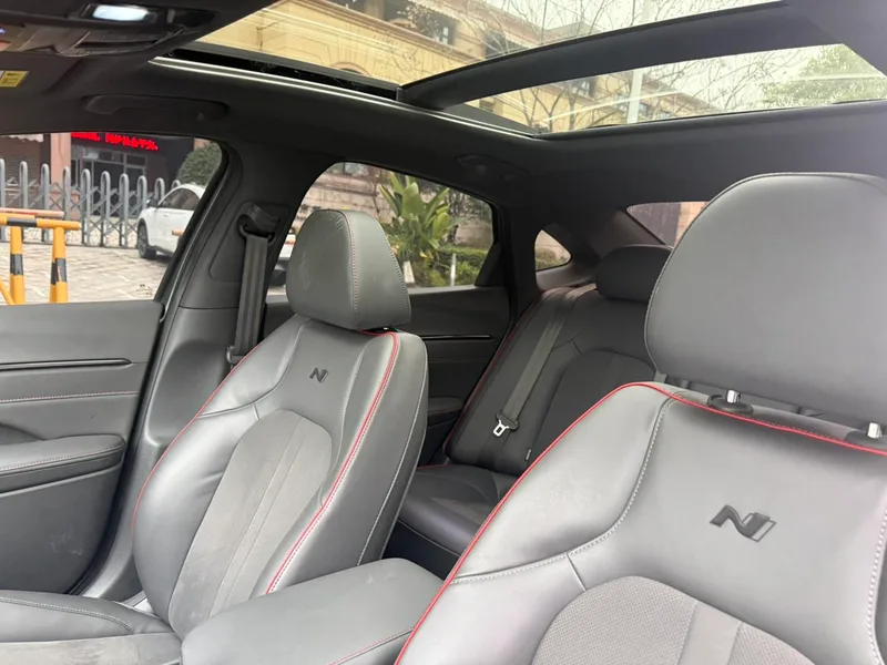 Hyundai Sonata 2024 2.0T N Line Pro interior photo 19 Hyundai Sonata 2024 2.0T N Line Pro interior photo 19