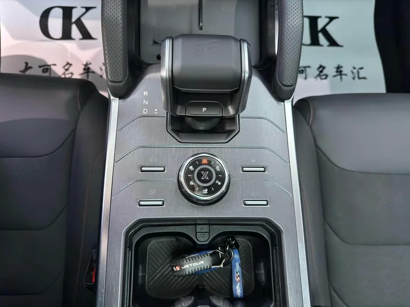 Jetour T2 2023 2.0TD Tracción a las cuatro ruedas Cruzando PRO interior foto 12 Jetour T2 2023 2.0TD Tracción a las cuatro ruedas Cruzando PRO interior foto 12
