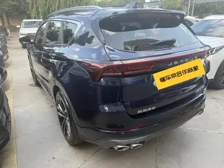 Jetour X70 PLUS 2021 Restyling 1.6T DCT sky 7 seat interior photo 16