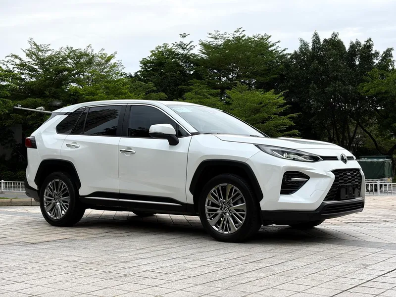 Toyota Wildlander 2020 2.0L Version de luxe à deux roues motrices extérieur photo 2 Toyota Wildlander 2020 2.0L Version de luxe à deux roues motrices extérieur photo 2