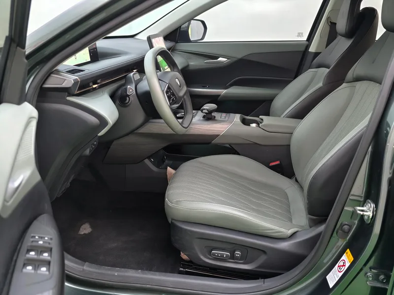 Changan Lamore 2023 1.5T GDI Buque insignia automático interior foto 19 Changan Lamore 2023 1.5T GDI Buque insignia automático interior foto 19