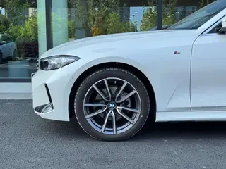 BMW 3 Series 2023 325Li M Sports suit exterior photo 3 BMW 3 Series 2023 325Li M Sports suit exterior photo 3