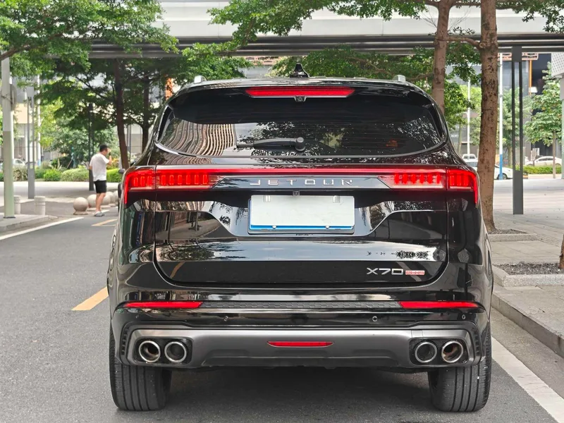 Jetour X70 PLUS 2022 1.6T DCT ground Pro 7 seat exterior photo 5 Jetour X70 PLUS 2022 1.6T DCT ground Pro 7 seat exterior photo 5