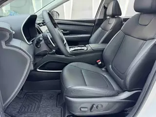 Hyundai Tucson 2023 Tucson L 1.5T DLX Version de luxe à deux roues motrices intérieur photo 14