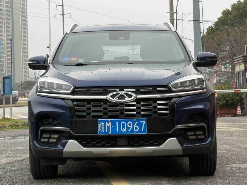 Chery Tiggo 8 2019 1.6TGDI Versión de lujo automática exterior foto 2 Chery Tiggo 8 2019 1.6TGDI Versión de lujo automática exterior foto 2