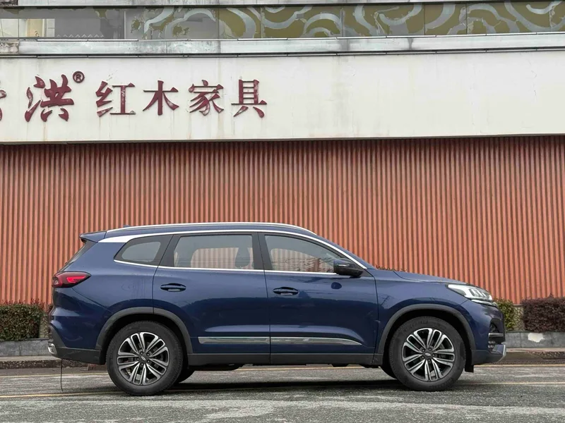 Chery Tiggo 8 2019 1.6TGDI Versión de lujo automática exterior foto 4 Chery Tiggo 8 2019 1.6TGDI Versión de lujo automática exterior foto 4