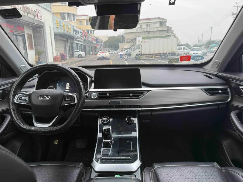 Chery Tiggo 8 2019 1.6TGDI Versión de lujo automática interior foto 9 Chery Tiggo 8 2019 1.6TGDI Versión de lujo automática interior foto 9