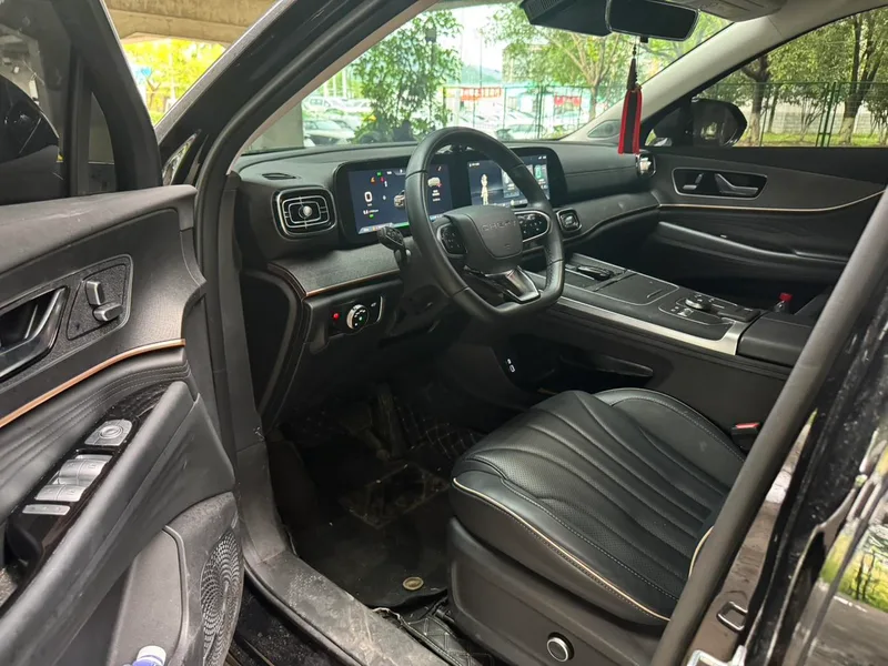 Chery Tiggo 9 2023 2.0T DCT Двухприводная люксовая версия 5 Кресло экстерьер фото 5 Chery Tiggo 9 2023 2.0T DCT Двухприводная люксовая версия 5 Кресло экстерьер фото 5