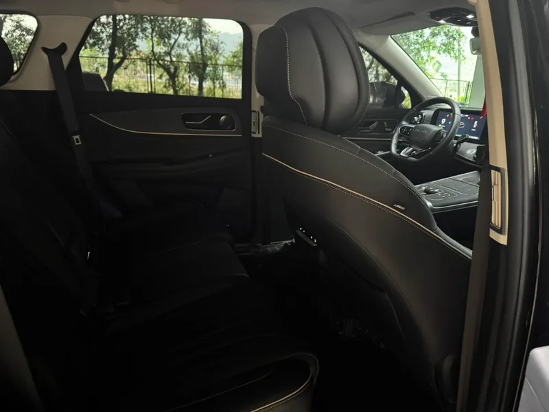 Chery Tiggo 9 2023 2.0T DCT Двухприводная люксовая версия 5 Кресло экстерьер фото 8 Chery Tiggo 9 2023 2.0T DCT Двухприводная люксовая версия 5 Кресло экстерьер фото 8