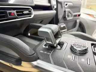Jetour T2 2023 2.0TD Four-wheel drive Time travel PRO interior photo 12 Jetour T2 2023 2.0TD Four-wheel drive Time travel PRO interior photo 12