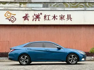 Hyundai Elantra 2021 1.5L CVT LUX Version de luxe extérieur photo 2