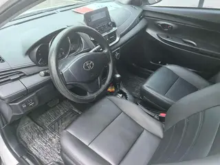 Toyota Yaris L 2020 Charmant X 1.5L CVT Version leader extérieur photo 4 Toyota Yaris L 2020 Charmant X 1.5L CVT Version leader extérieur photo 4