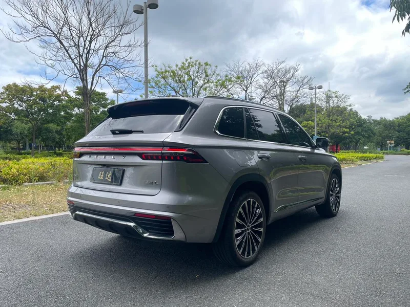 Geely Monjaro 2025 2.0TD Gaogong automatique à deux roues motrices Dongfang Yao remporte la version étoile extérieur photo 7 Geely Monjaro 2025 2.0TD Gaogong automatique à deux roues motrices Dongfang Yao remporte la version étoile extérieur photo 7