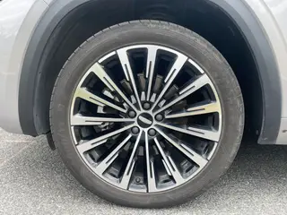 Geely Monjaro 2025 2.0TD Gaogong automatique à deux roues motrices Dongfang Yao remporte la version étoile intérieur photo 11 Geely Monjaro 2025 2.0TD Gaogong automatique à deux roues motrices Dongfang Yao remporte la version étoile intérieur photo 11